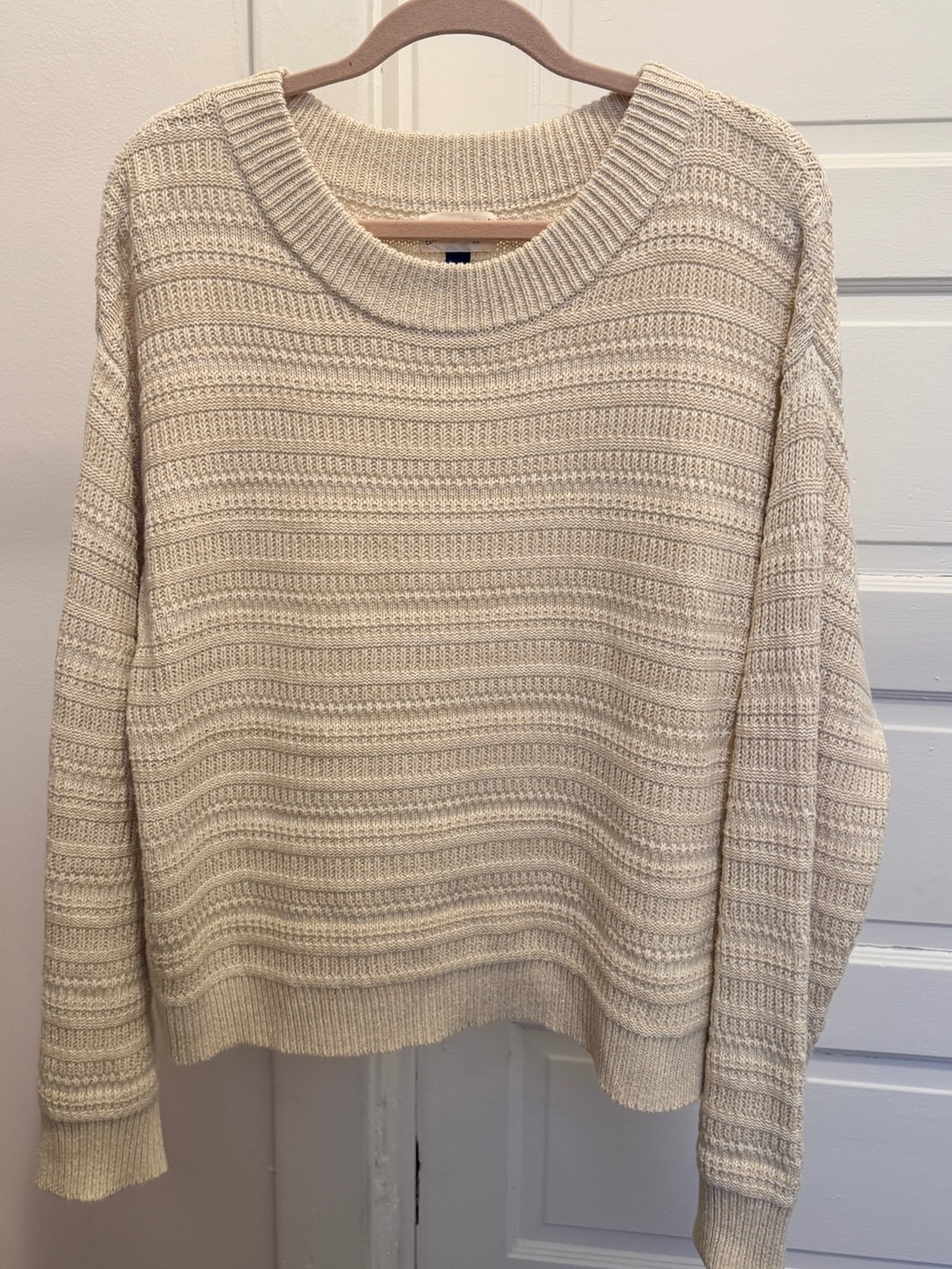 Universal Thread Cream Ribbed Crewneck Sweater
